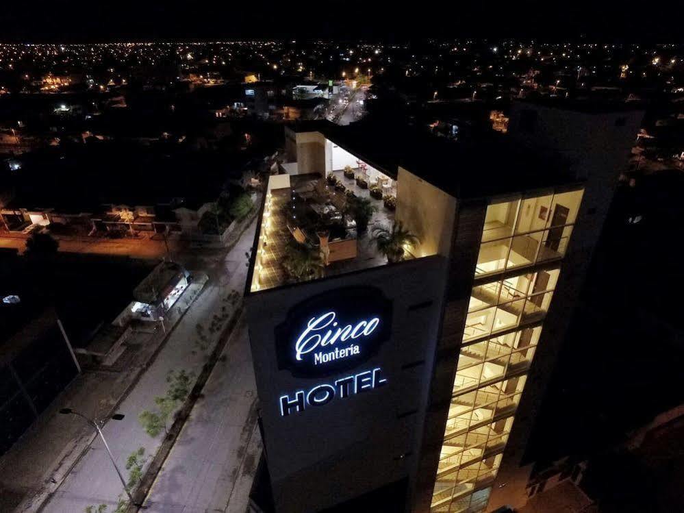 Hotel Cinco Monteria Exterior photo